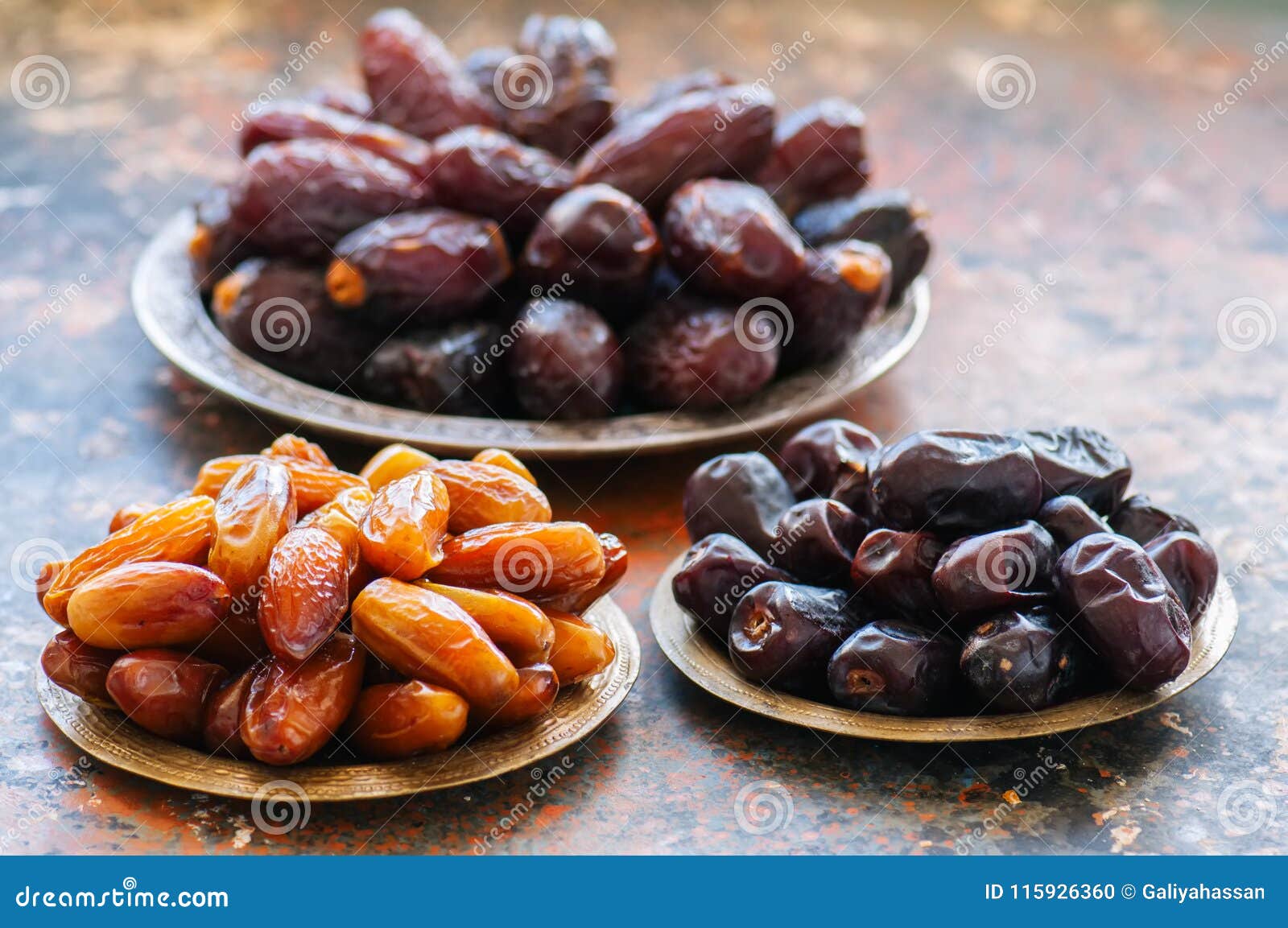 Buah Kurma Ajwa 1Kg